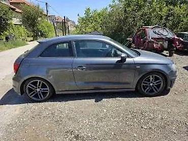 akumulator: AUDI A1 DELOVI DESNI PROZOR STAKLO | Audi delovi zemun altina — 1