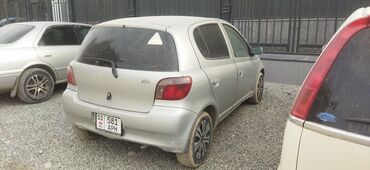 транспорт машина: Toyota Vitz: 2001 г., 1 л, Автомат, Бензин, Хэтчбэк