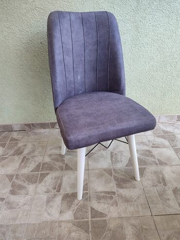 Stolice: Stolice
Cena po komadu 
Saljemo brzom postom na lalafo.rs — 14 Stolice: Stolice
Cena po komadu 
Saljemo brzom postom — 14