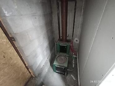 Продажа коттеджей и домов: Продаётся частный дом. второй этаж мансард, (недостроен), на первом — 12