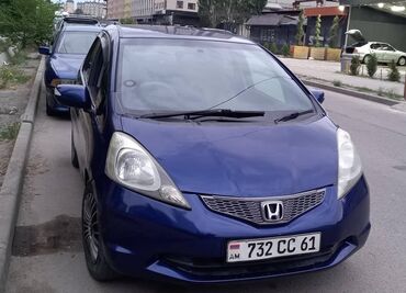 фит 3: Honda Fit: 2010 г., 1.5 л, Автомат, Бензин, Хэтчбэк