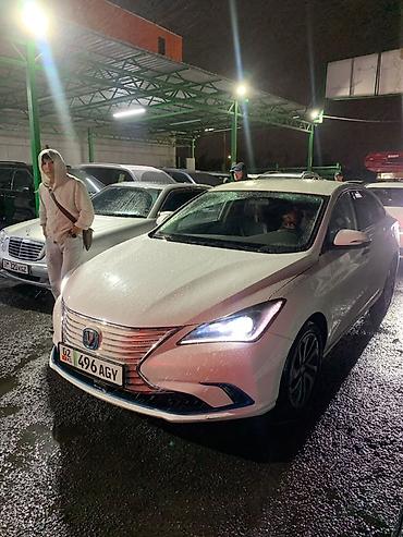 Changan: Changan Eado: 2019 г., Автомат, Гибрид, Седан — 2