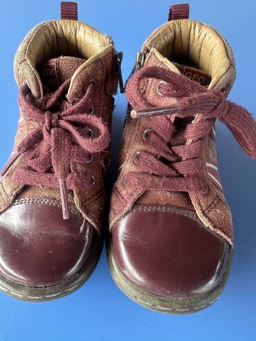 обувь детская: Детские ботинки для девочек,бренд Geox.Очень качественная