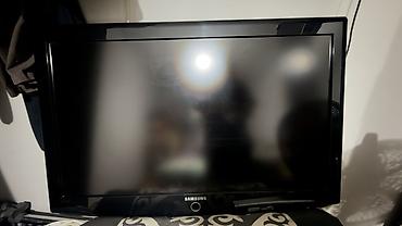 ТВ и видео: Телевизор Samsung, диагональ 37". Плоская панель с глянцевой рамкой — 1
