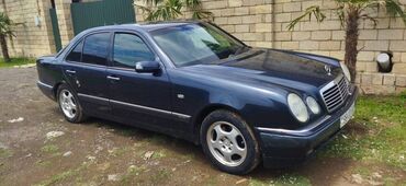 Mercedes-Benz: Mercedes-Benz 240: 2.4 l | 1998 il Sedan — 14