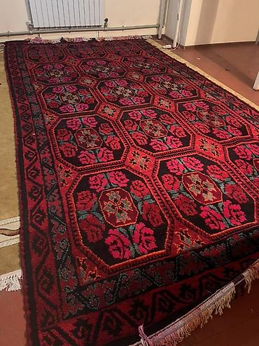 Ковры и паласы: Ручной ковёр с геометрическим и цветочным орнаментом. - Тип: ворсовый — 3