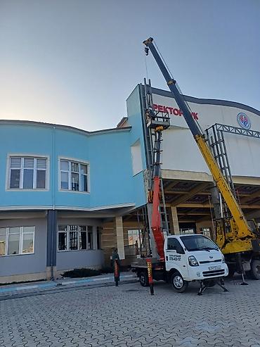 Услуги автовышки: Услуги автовышки.19метр 5этаж 6этаж Специализированные подъемники на — 8