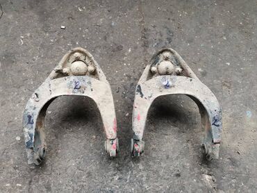 Auto delovi: Viljuška donja za prednji trap Lada 7 Riva br.2 Polovno, očuvano — 15