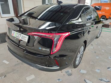 Toyota: Прадаю,,,-НоngQiE,-Qm5год выпуска 2024, тип двигателя электро Мощность