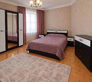hamam xoncasi: Yataq otağı mebel dəsti - Komplekt: iri iki nəfərlik çarpayı — 1