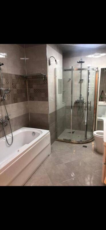 Uzunmüddətli kirayə mənzillər: Nəsimi metrosunun yaxınlığında daxil qosunların baş idarəsinə yaxın 13 — 11