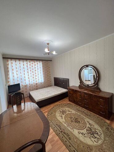 Uzunmüddətli kirayə mənzillər: Şəhərin prestij yerində yerləşir. Koroğlu Rəhimiv küçəsi ilə qalxanda — 5