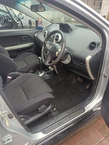 Toyota: Toyota Ist: 2004 г., Автомат, Бензин, Хэтчбэк at lalafo.kg — 8 Toyota: Toyota Ist: 2004 г., Автомат, Бензин, Хэтчбэк — 8