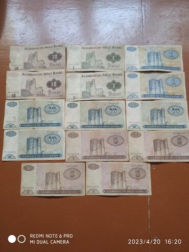 azeri rus: Milli pullardi.ve milli qepiklerrus qepikleri de var . 3 ed 1$ di ve