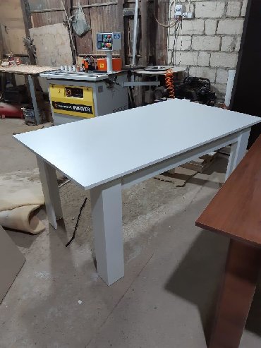 Masalar: Yeni, Açılmayan, Kvadrat masa