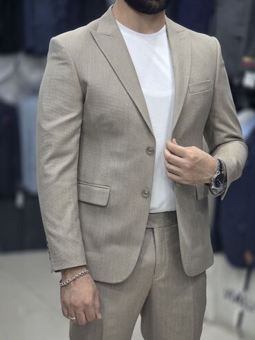 Kostyumlar: Kişi dəst kostyum Şık və modern seçimlər 😎 Mağaza var. Nağd və — 38
