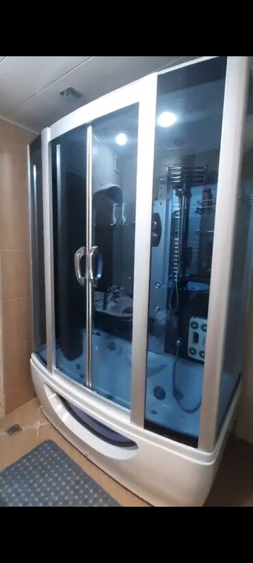 Digər santexnikalar: İşlənmiş Üstü qapalı kabina, Düzbucaqlı, Ünvandan götürmə