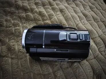 Video kamere: Sony Handycam HDR-PJ10 - Camcorder with projector - 1080p - 4.2 MP - — 2