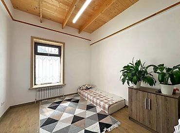 Продажа коттеджей и домов: 🏡 Продаётся современный дом в престижном районе Орто-Сай! 📐 Площадь — 3