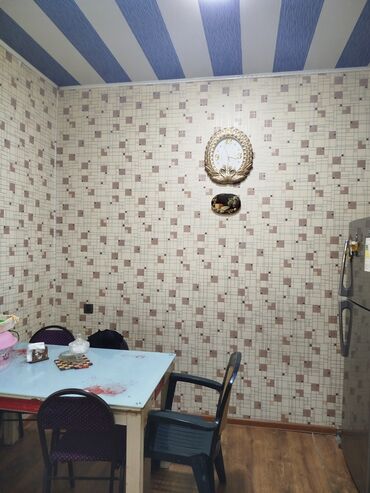 Həyət evləri və villaların satışı: Həyətyanı fərdi ev sahəsi - Qapalı hasar ilə əhatələnmiş həyətyanı — 14