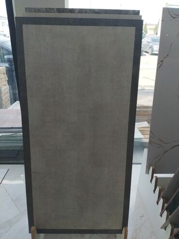 metlax: Böyükformat keramika/plitə paneli - Dizayn: Beton effektli boz səth
