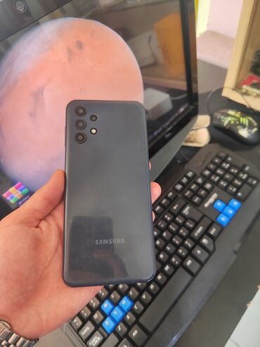 Samsung: Samsung Galaxy A13, 64 GB, rəng - Qara, Barmaq izi, Face ID