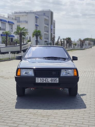 Avtomobil alışı: Model: VAZ 2109 “Samara” hatchbek Kuzov: 5 qapılı, qara rəng