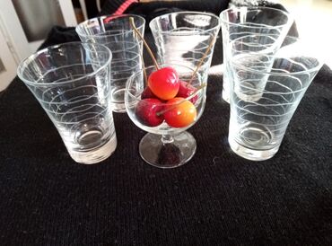 Ostali proizvodi za kuću: Set čaše 5kom. visina širina otvora 7cm. Donete iz Holandije, bez