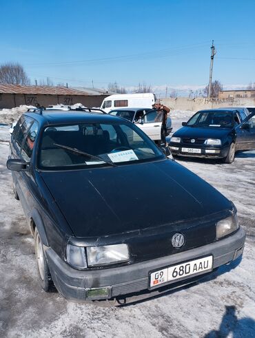 Volkswagen: Volkswagen Passat: 1990 г., 1.8 л, Механика, Бензин, Универсал