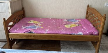 детская односпальная кровать: Односпальная кровать, Для девочки, Для мальчика, Б/у