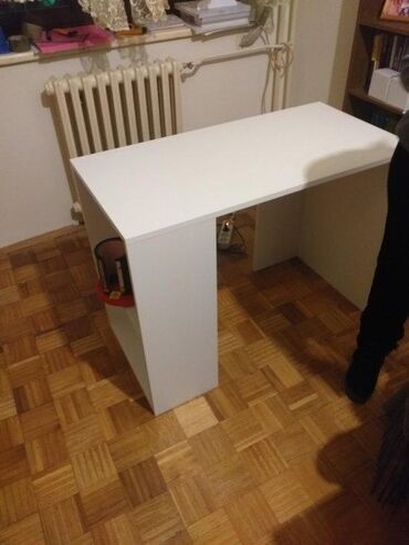 Stolovi: Radni Sto 24 📦 Cena: 8850din 🛠️ Materijal: Univer debljine 18mm u — 5