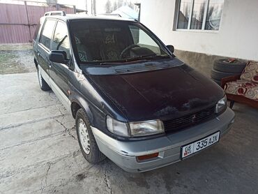 скутер продажа: Mitsubishi Space Wagon: 1993 г., 2 л, Механика, Бензин, Минивэн