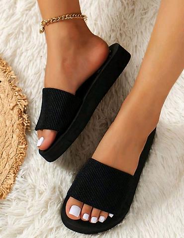 mubb obuca online: ✨ Dostupne u broju 38
✨ Gaziste 24 cm

500 rsd 💥 — 1