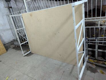 медицинская кровать с электроприводом бу: Эки кишилик керебет, Колдонулган, Матрасы бар, узуну - 200 см