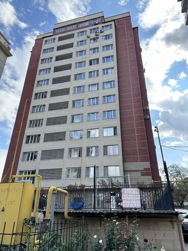 абдумомунова: 4 комнаты, 158 м², Элитка, 11 этаж, Без ремонта