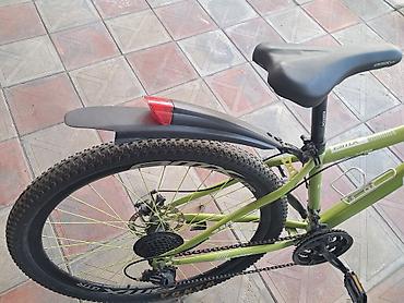 Dağ velosipedləri: Velosiped Cəmi1,2 dəfə sürülüb təzə kimidi telefon tutacagı, su qabı — 2