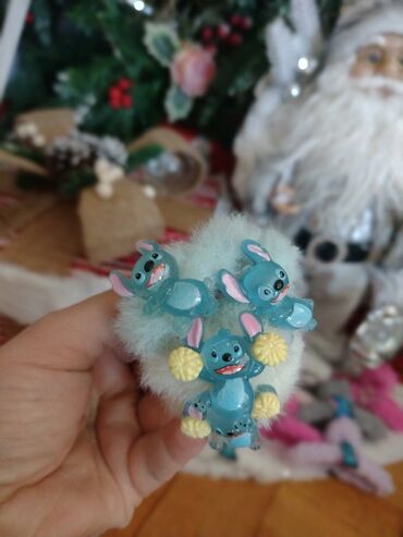 Ostale dečije stvari: Stitch pernica
1600din
Uz pernicu ide jedan sjaj i dve gumice — 6