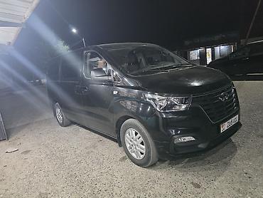 старекс 4х4: Hyundai Starex: 2018 г., 2.5 л, Автомат, Дизель, Фургон — 3