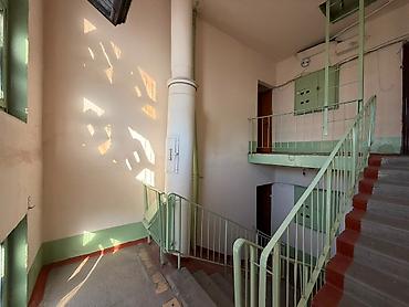 105: 1 комната, 35 м², Восток-5 мкр 105 серия, 9 этаж, Старый ремонт — 4