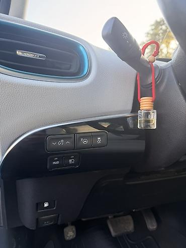 Toyota: Toyota Prius: 2020 г., Вариатор, Гибрид, Хэтчбэк — 12