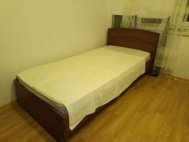 Мебель: Kravat satilir Matrasla birlikde teze kimidi