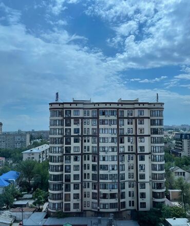 Продажа квартир: 5 и более комнат, 255 м² — 21