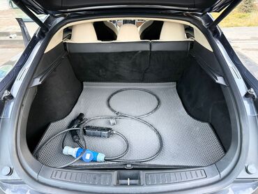 Tesla: Tesla Model S: 2017 г., 0.1 л, Автомат, Электромобиль, Седан at lalafo.kg — 10 Tesla: Tesla Model S: 2017 г., 0.1 л, Автомат, Электромобиль, Седан — 10