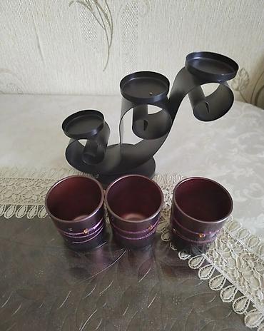 Şamdanlar: Üçlü şamlıq – dekorativ metal stand və şüşə şam kasaları. Hec vaxt — 2