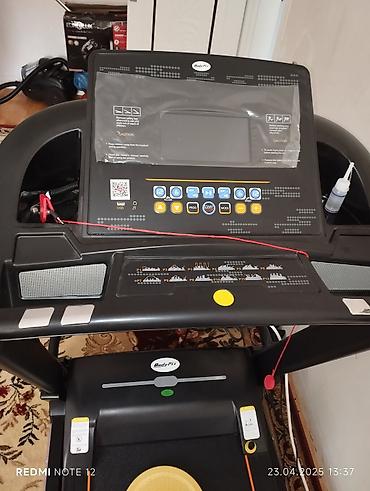 dj controller az: BedyFit elektrik qaçış trenajoru - Geniş LCD panel: sürət, vaxt — 1