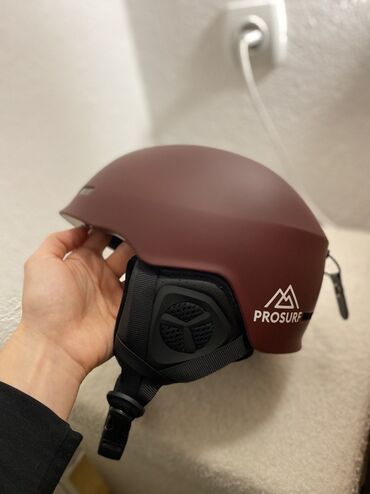 Oprema za skijanje: PROSURF Unicolor skijaška/snowboard kaciga – bordo nova, nikad nošena — 4