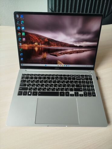 продаю компютер: Ноутбук, 8 ГБ ОЗУ, Intel Core i3, память SSD