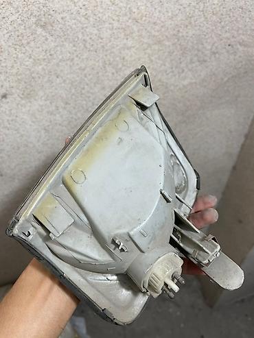 Автозапчасти: Поворотник w124 Mercedes-Benz — 2