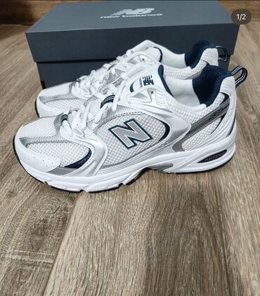 женская сапошка: Кроссовки, 37, New Balance, Новый, цвет - Белый, Бесплатная доставка