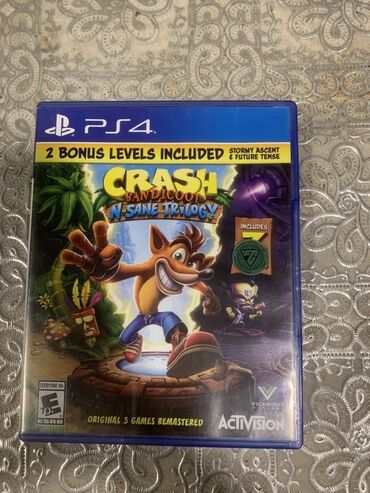 PlayStation 4 üçün "Crash Bandicoot N. Sane Trilogy" video oyunu. Bu